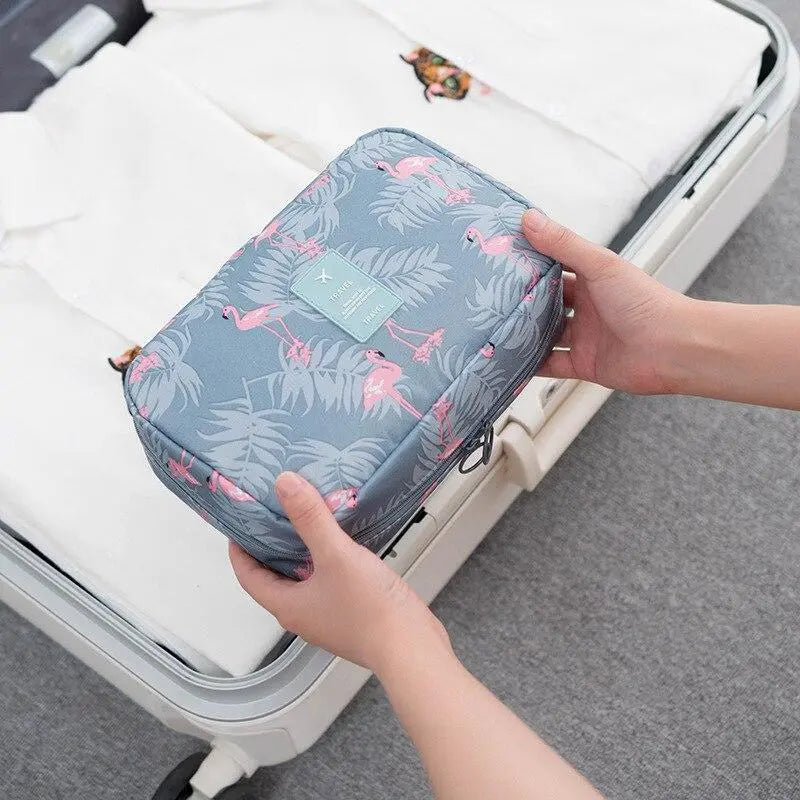 Trousse de Toilette à Suspendre Flamant Rose - Voyage Serein