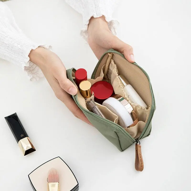 Trousse toilette femme Efficace - Voyage Serein