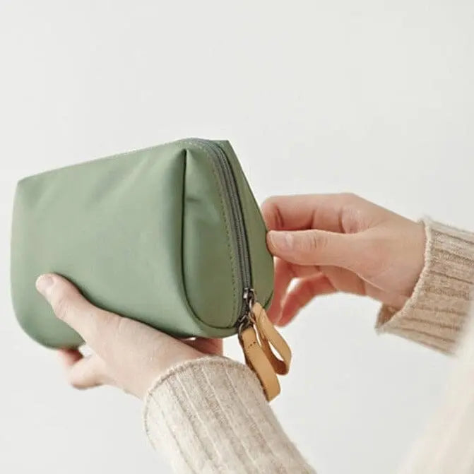 Trousse toilette femme Efficace - Voyage Serein